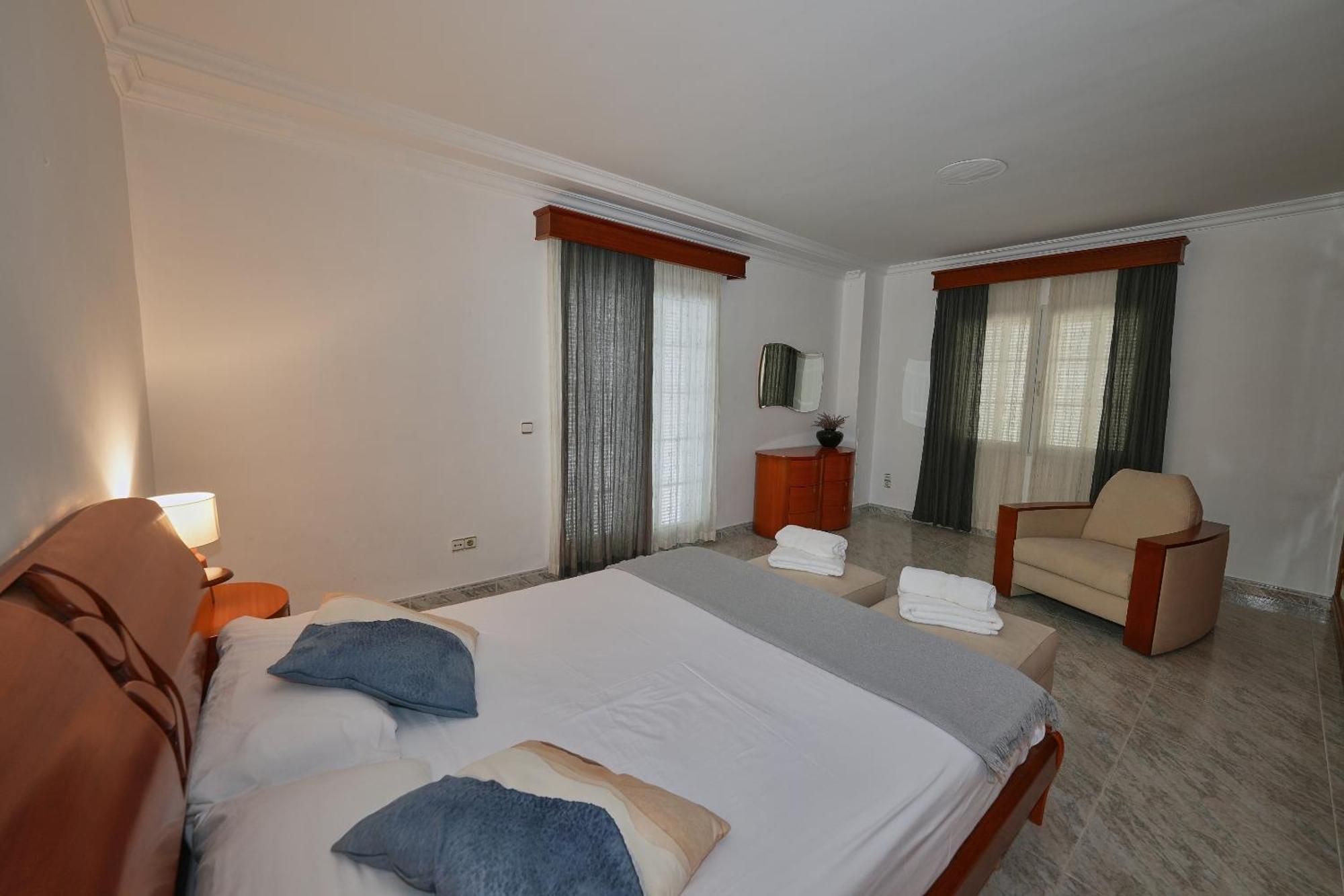 Villa Savanna Cala'N Blanes  Buitenkant foto